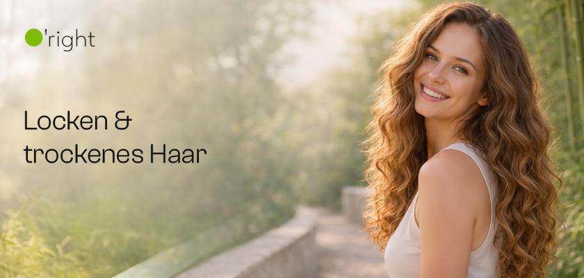 O’right Locken & trockenes Haar – Frau mit langem, lockigem Haar in einer natürlichen Umgebung.